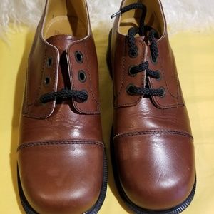 Brown leather Dr Marten's